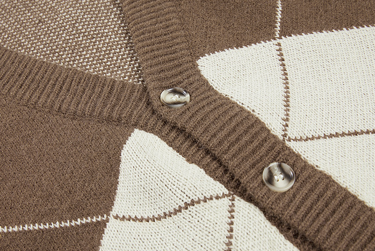 RT No. 3347 DARK BROWN DIAMOND CARDIGAN