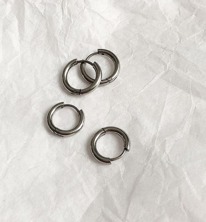 HOOP RING EARRING